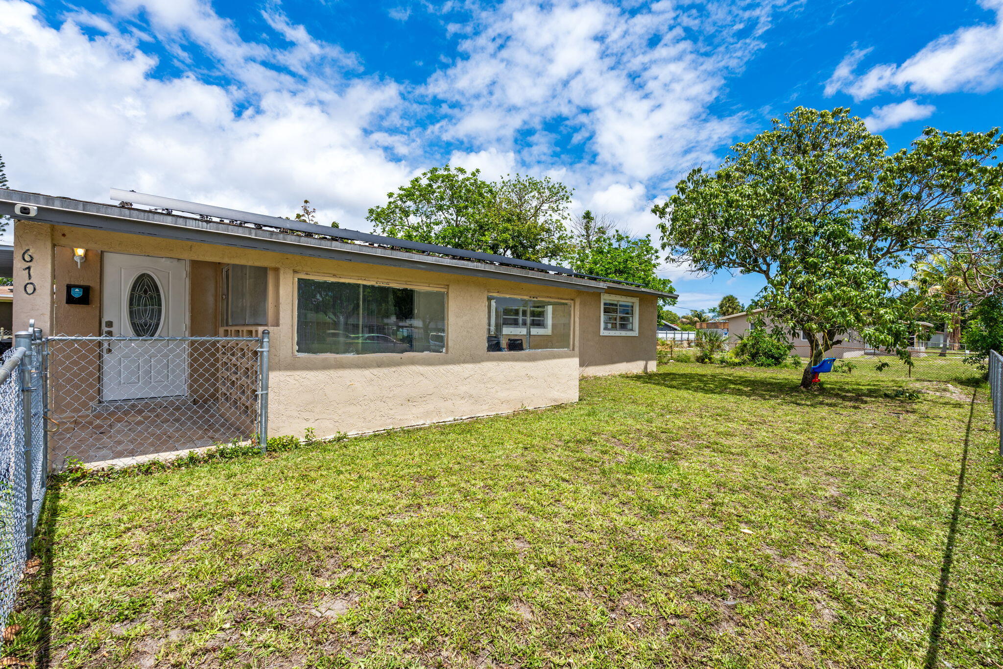 PARK PLAZA - Residential