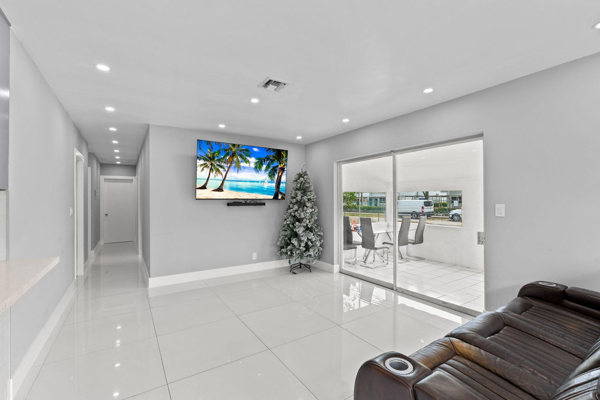 PARK PLAZA - Residential