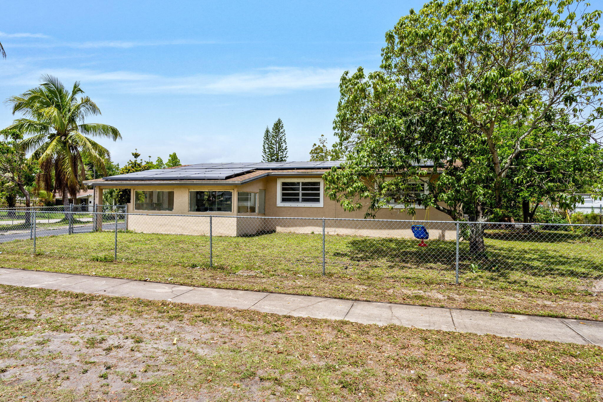 PARK PLAZA - Residential