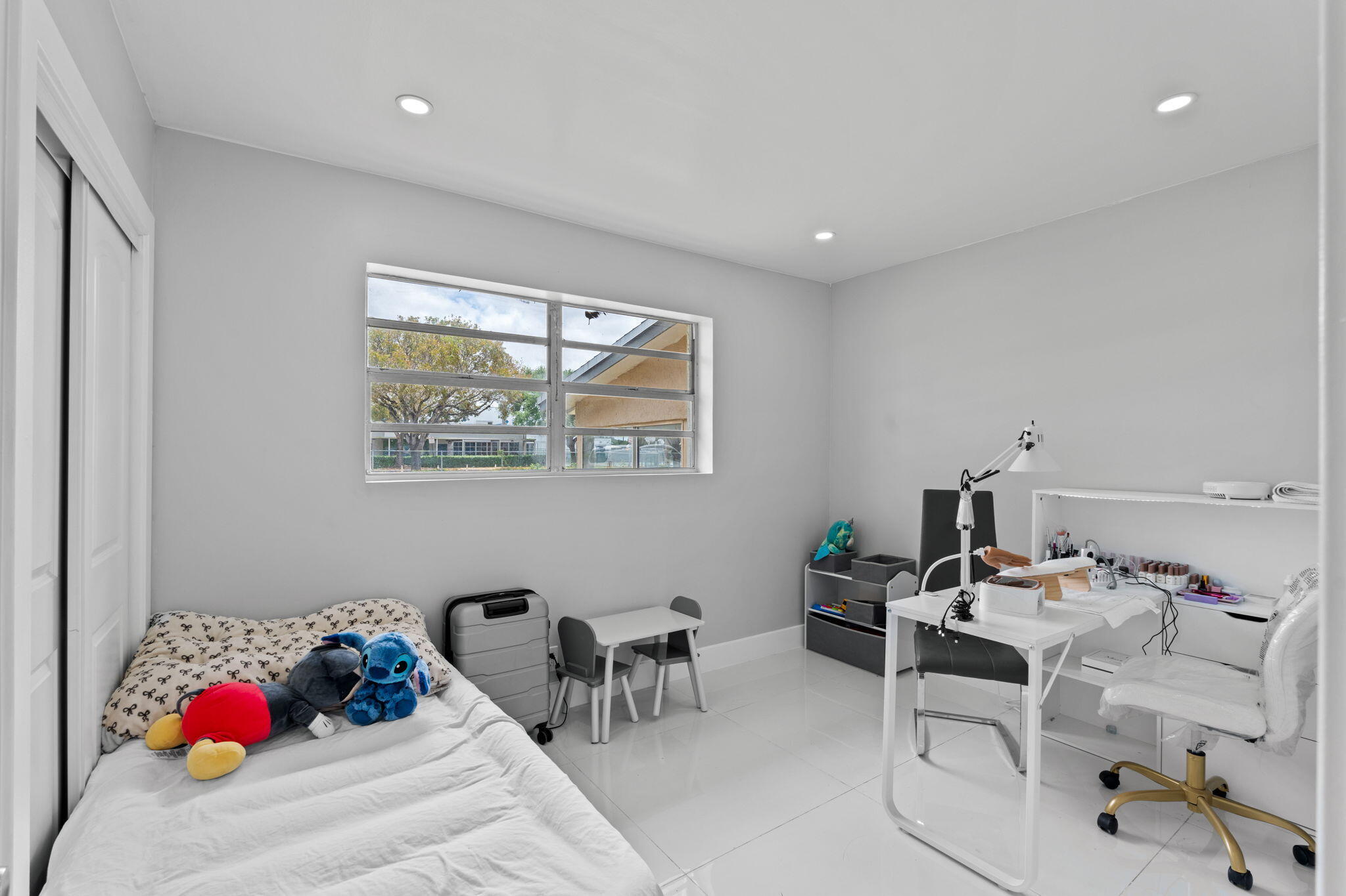 PARK PLAZA - Residential