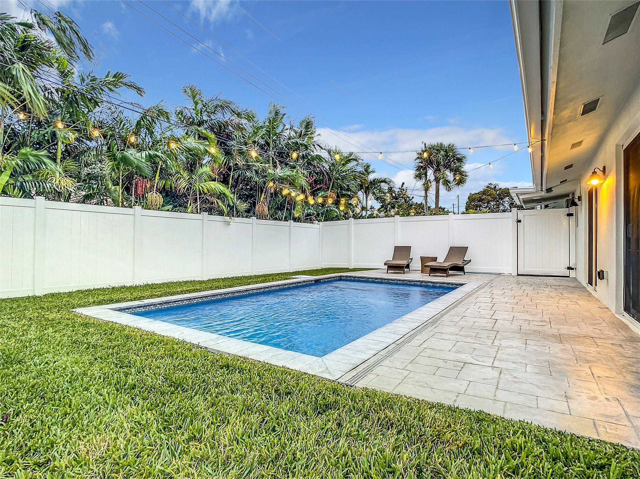 Coral Ridge Country Club Es - Residential Lease