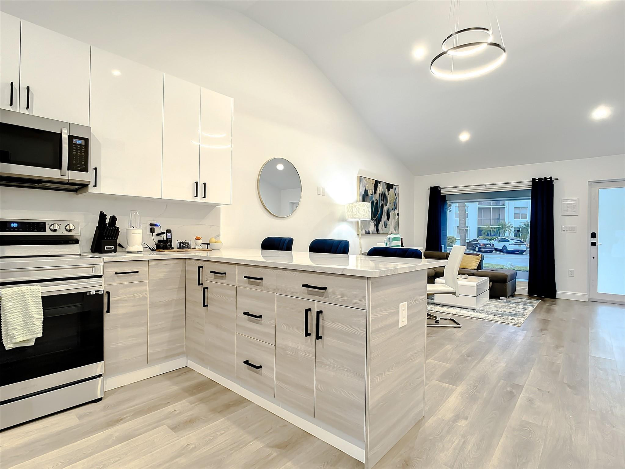 Coral Ridge Country Club Es - Residential Lease