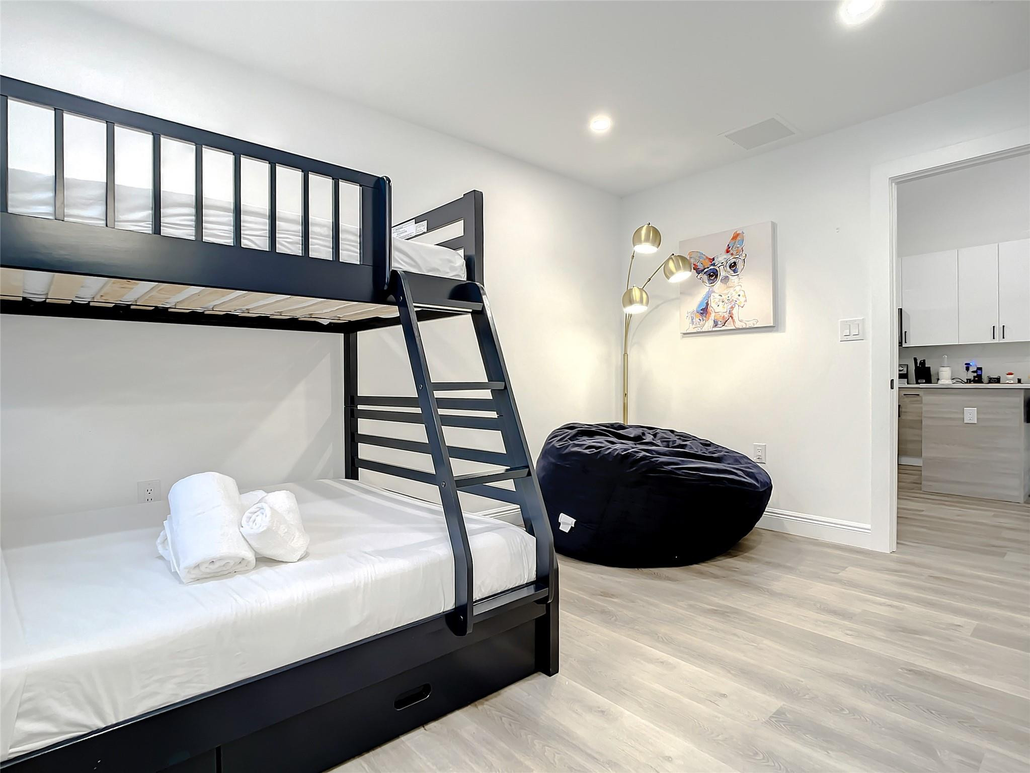 Coral Ridge Country Club Es - Residential Lease