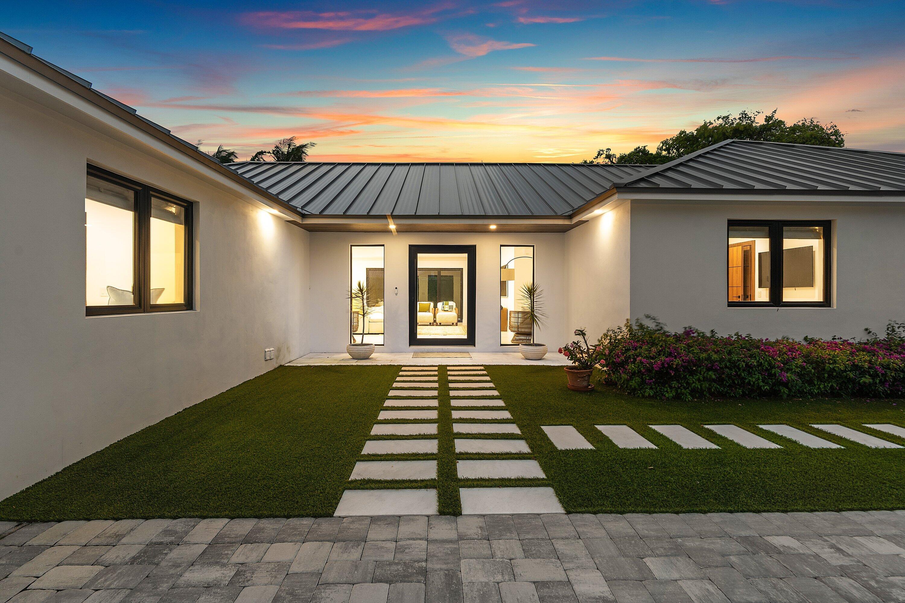 1099 S Atlantic Drive