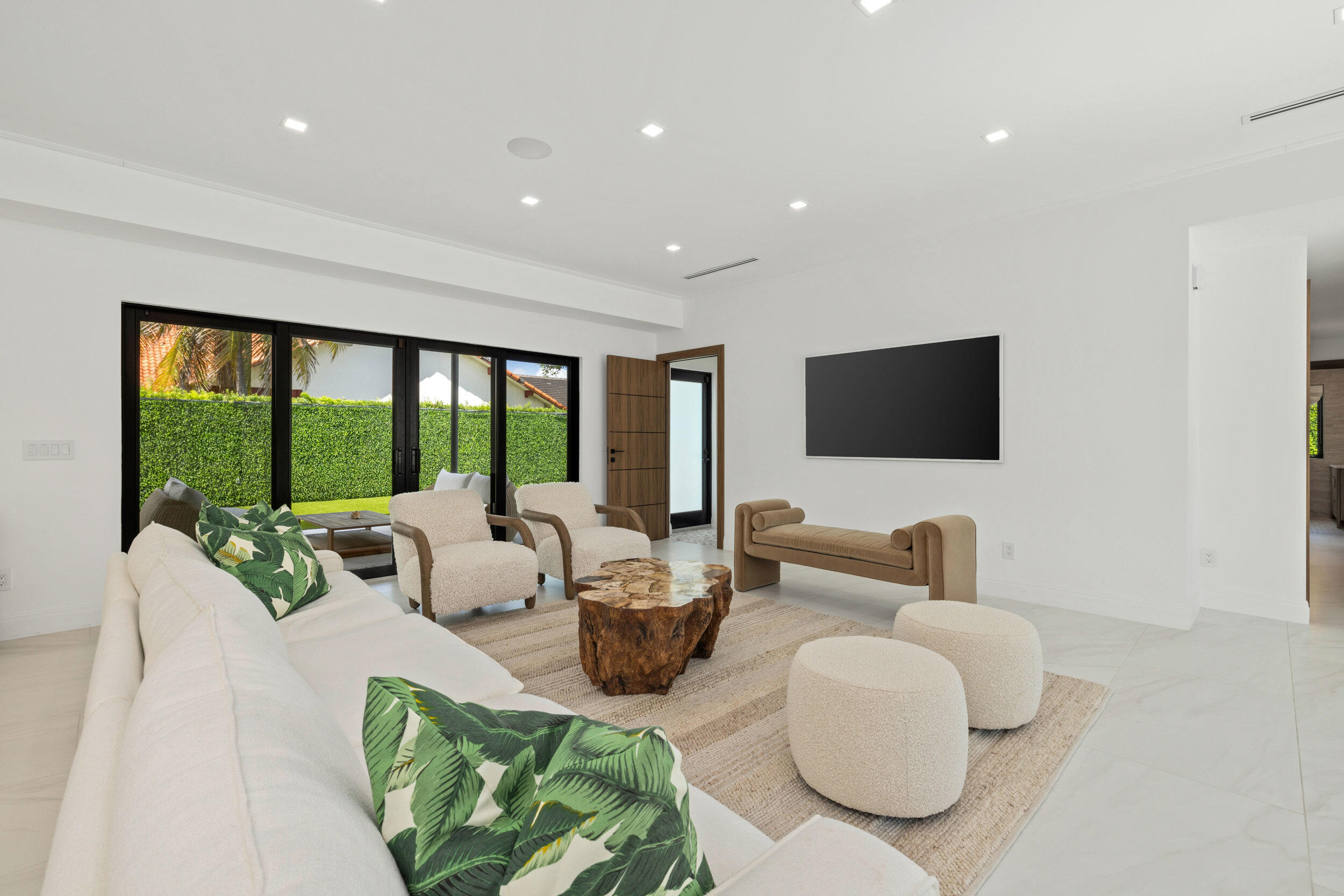 POINT MANALAPAN 6 - Residential