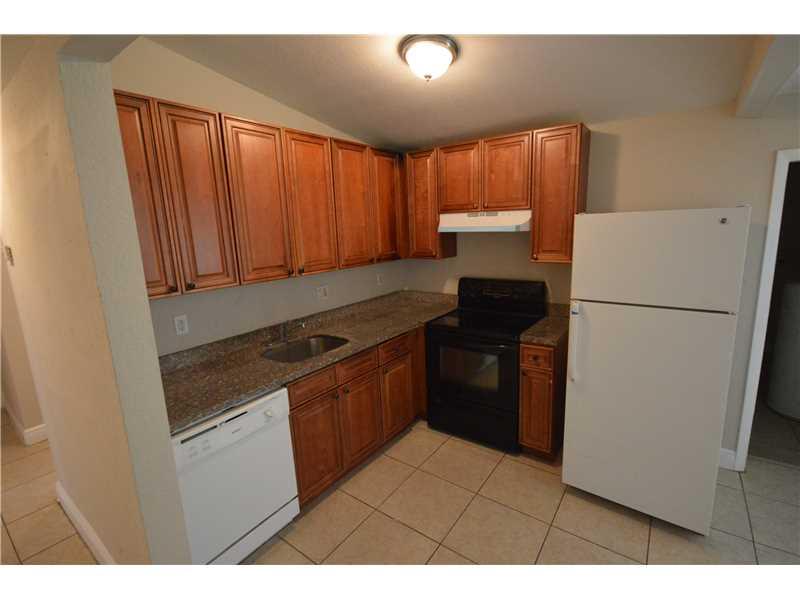 GRAMERCY PARK UNIT 1 - Residential Lease