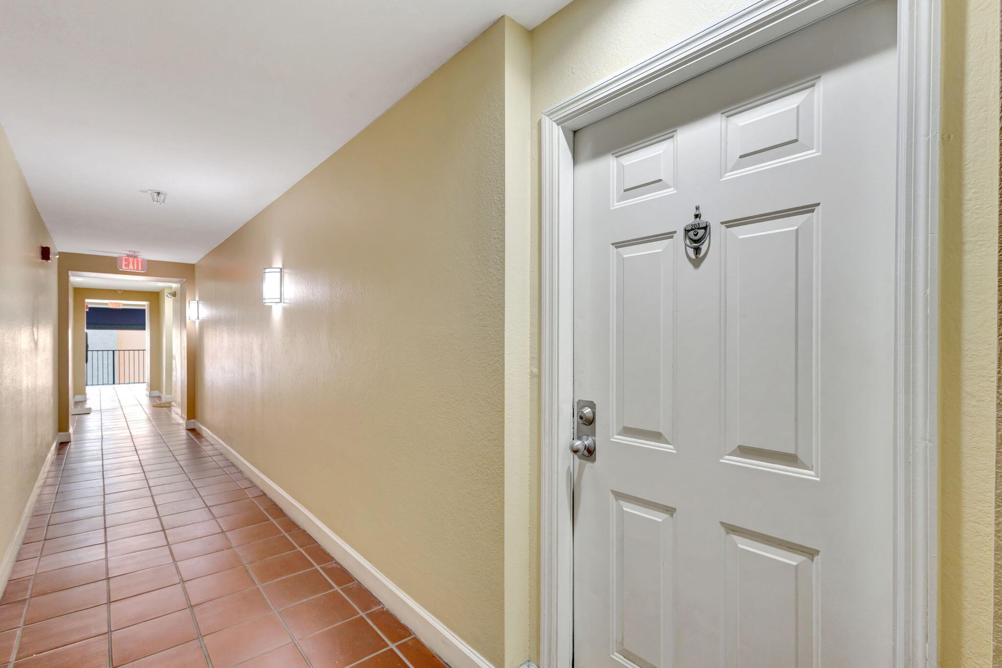 780 S Sapodilla Avenue 203