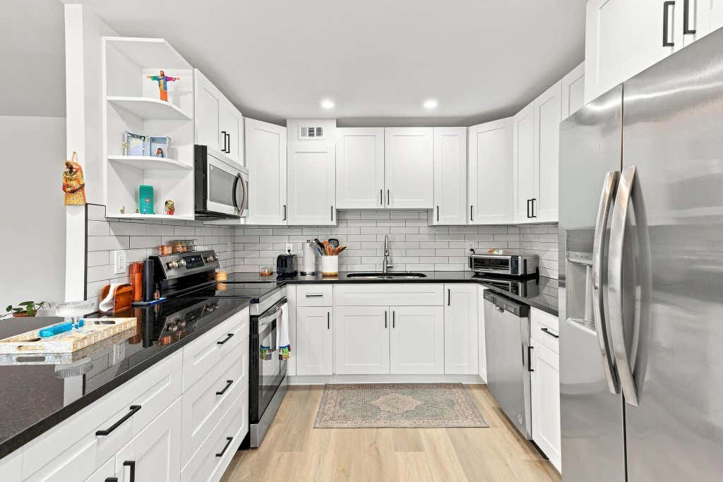 Photo of 2066 VENTNOR P #2066, Deerfield Beach, FL 33442 (MLS # B26060658)