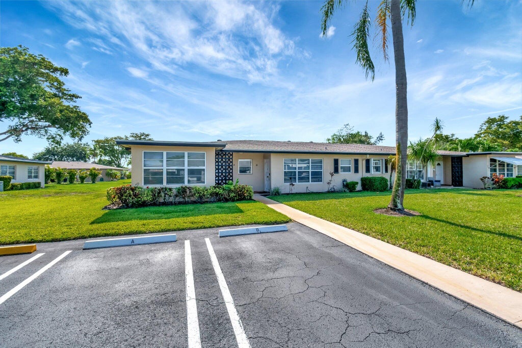 Photo of 955 Circle Drive #A, Delray Beach, FL 33445 (MLS # R11090166)