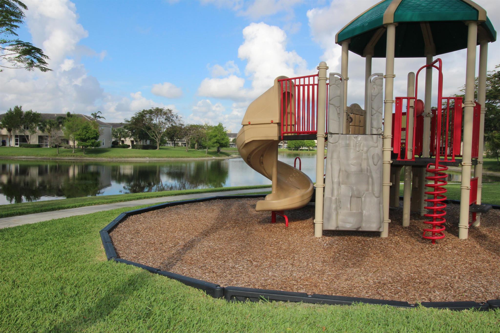 PALMBROOKE TOWNHOMES - Residential Lease