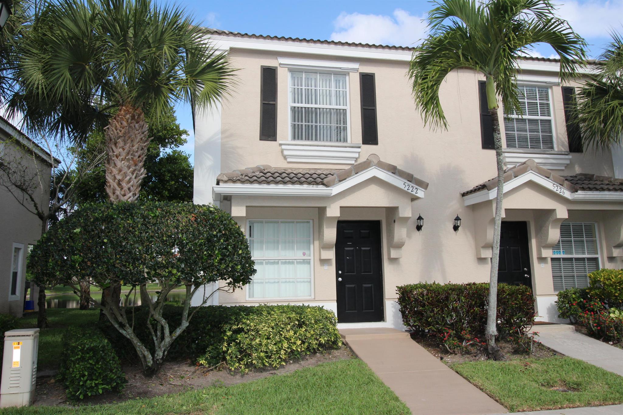 PALMBROOKE TOWNHOMES - Residential Lease
