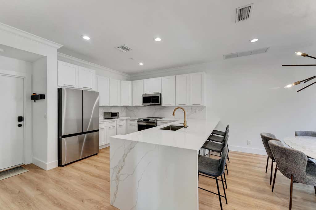 Photo of 5600 Cambridge Boulevard, Boca Raton, FL 33496 (MLS # B26068048)