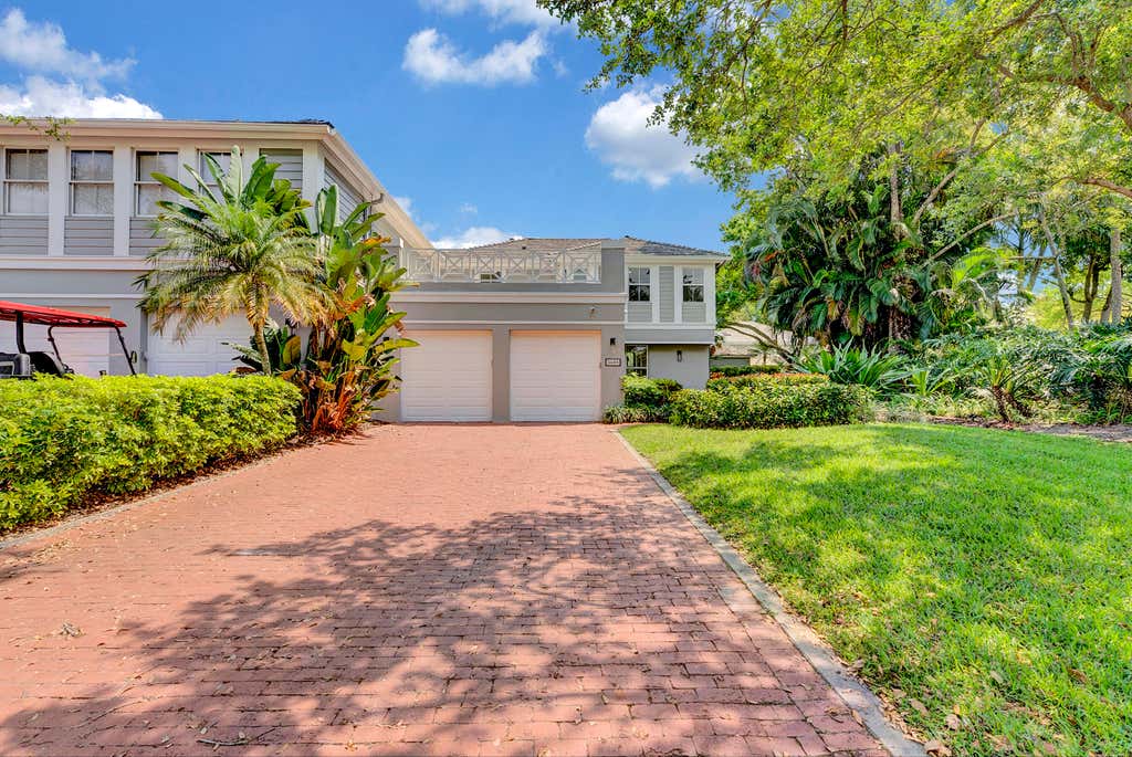 Photo of 5600 Cambridge Boulevard, Boca Raton, FL 33496 (MLS # B26068048)