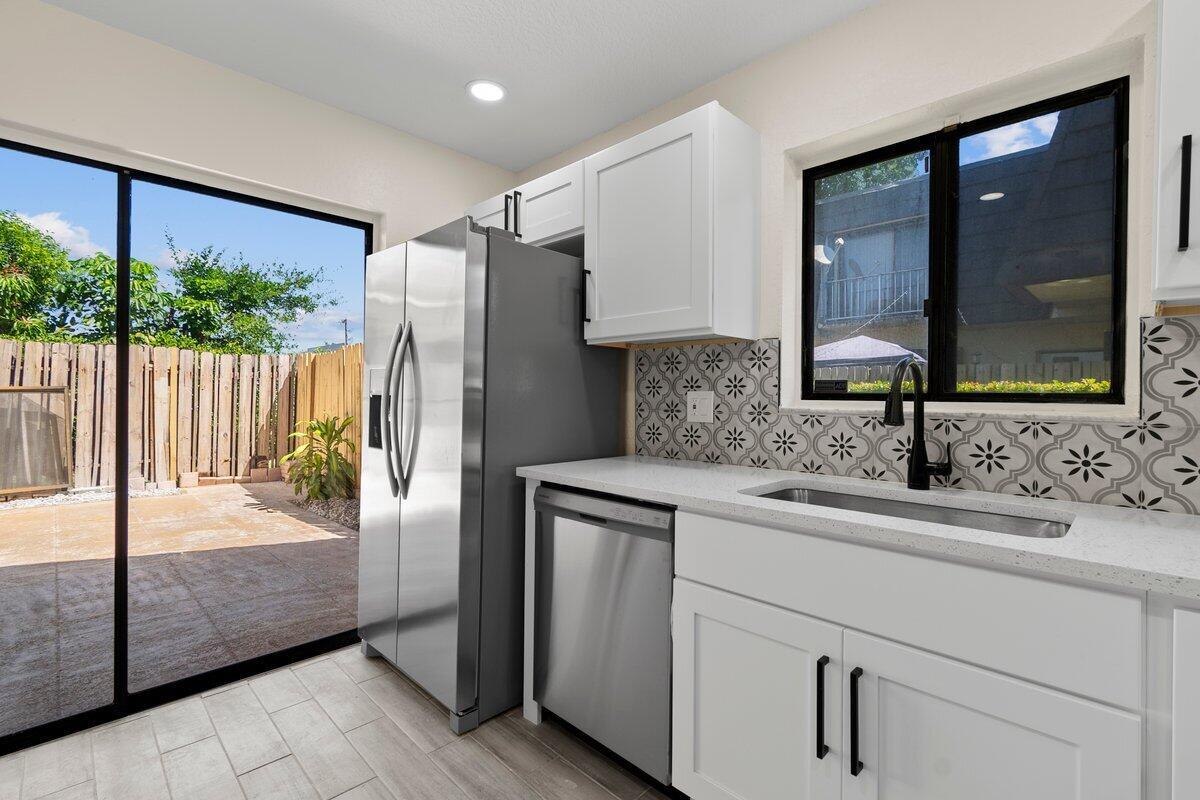 4587 Cherry Road