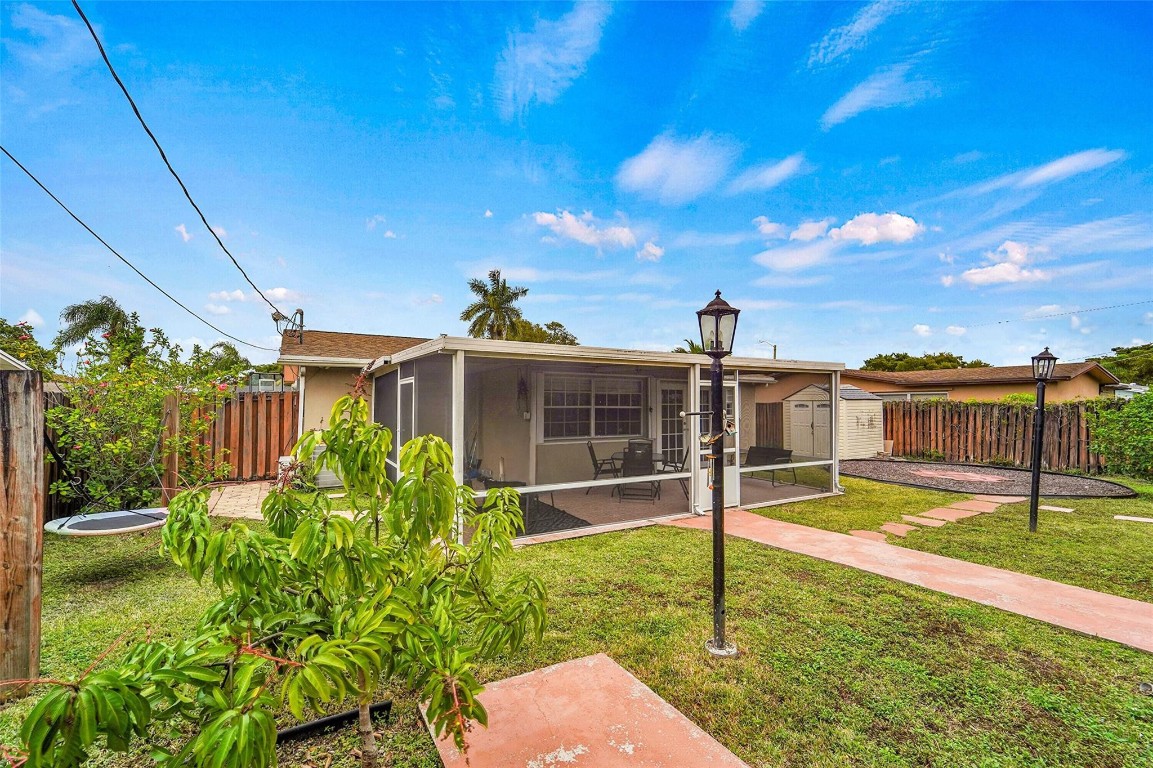 Sunrise Golf Village Sec - Residential