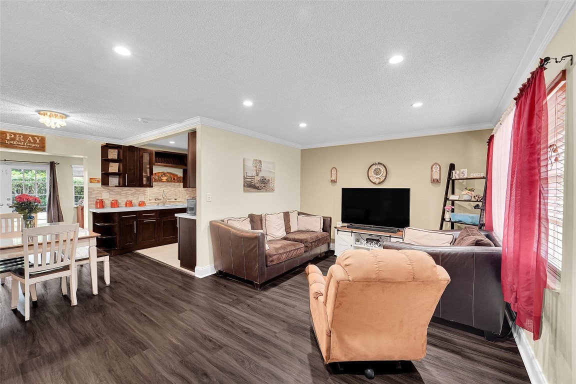 Sunrise Golf Village Sec - Residential