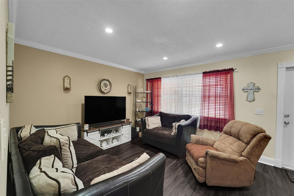 Sunrise Golf Village Sec - Residential