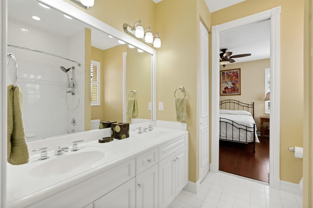 Valencia - Residential