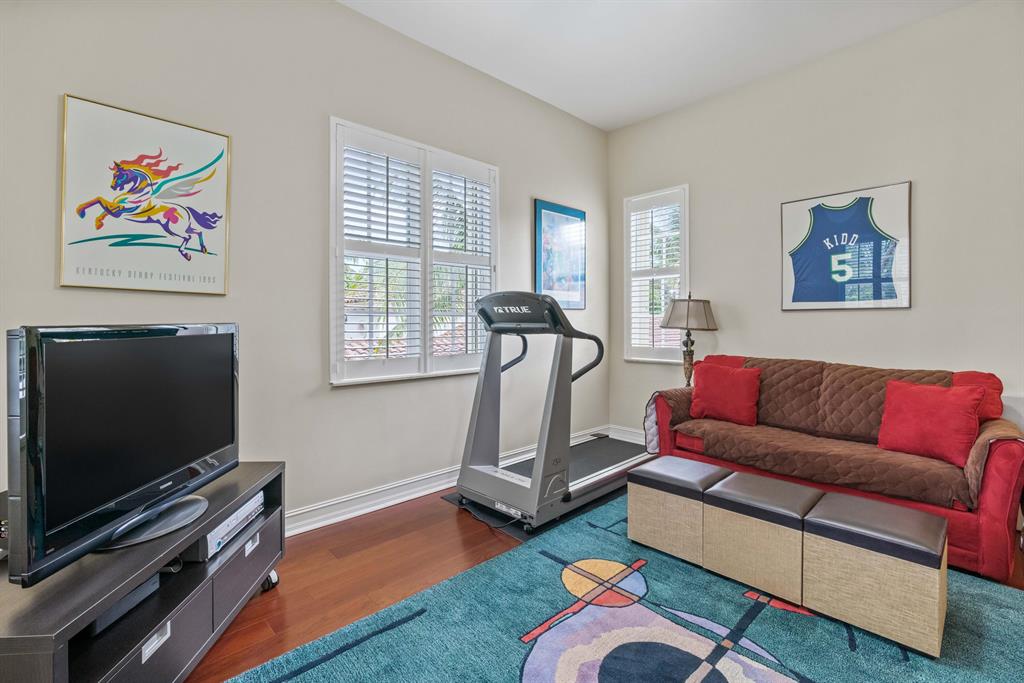 Valencia - Residential