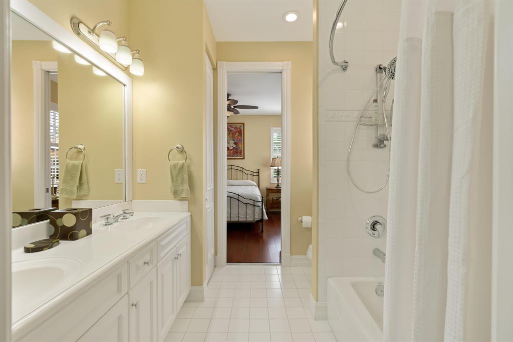 Valencia - Residential