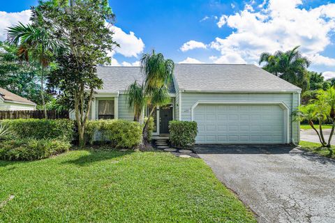 500 Oak Shadow Way Wellington FL 33414