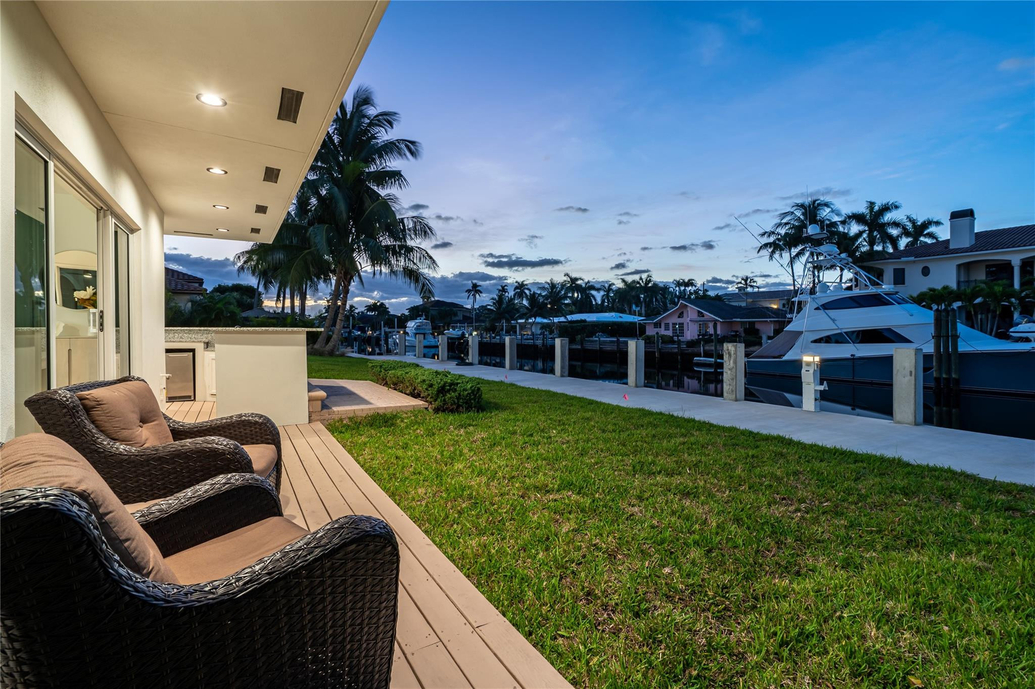 LIGHTHOUSE POINT 6TH SEC - Residential