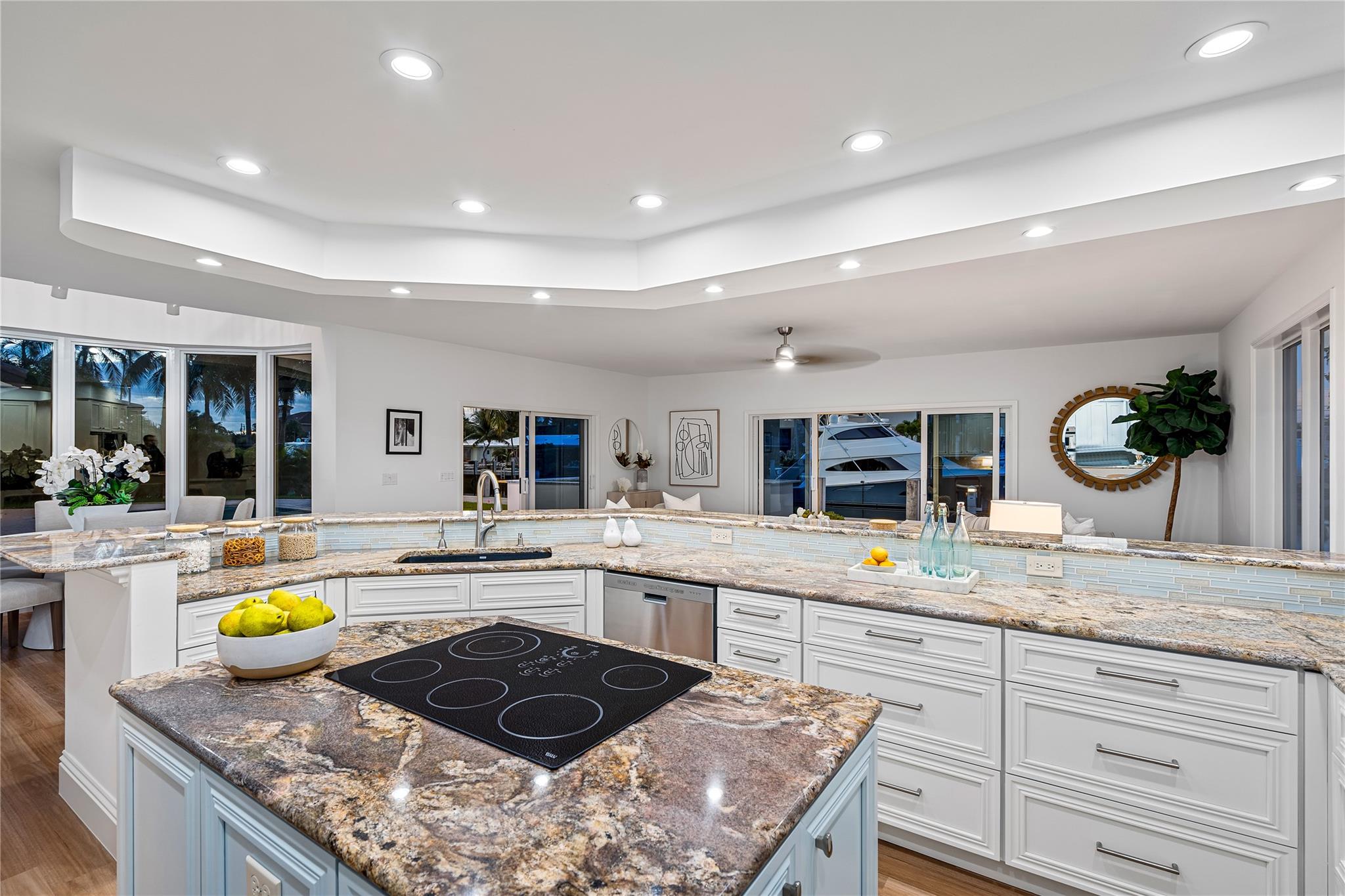 LIGHTHOUSE POINT 6TH SEC - Residential