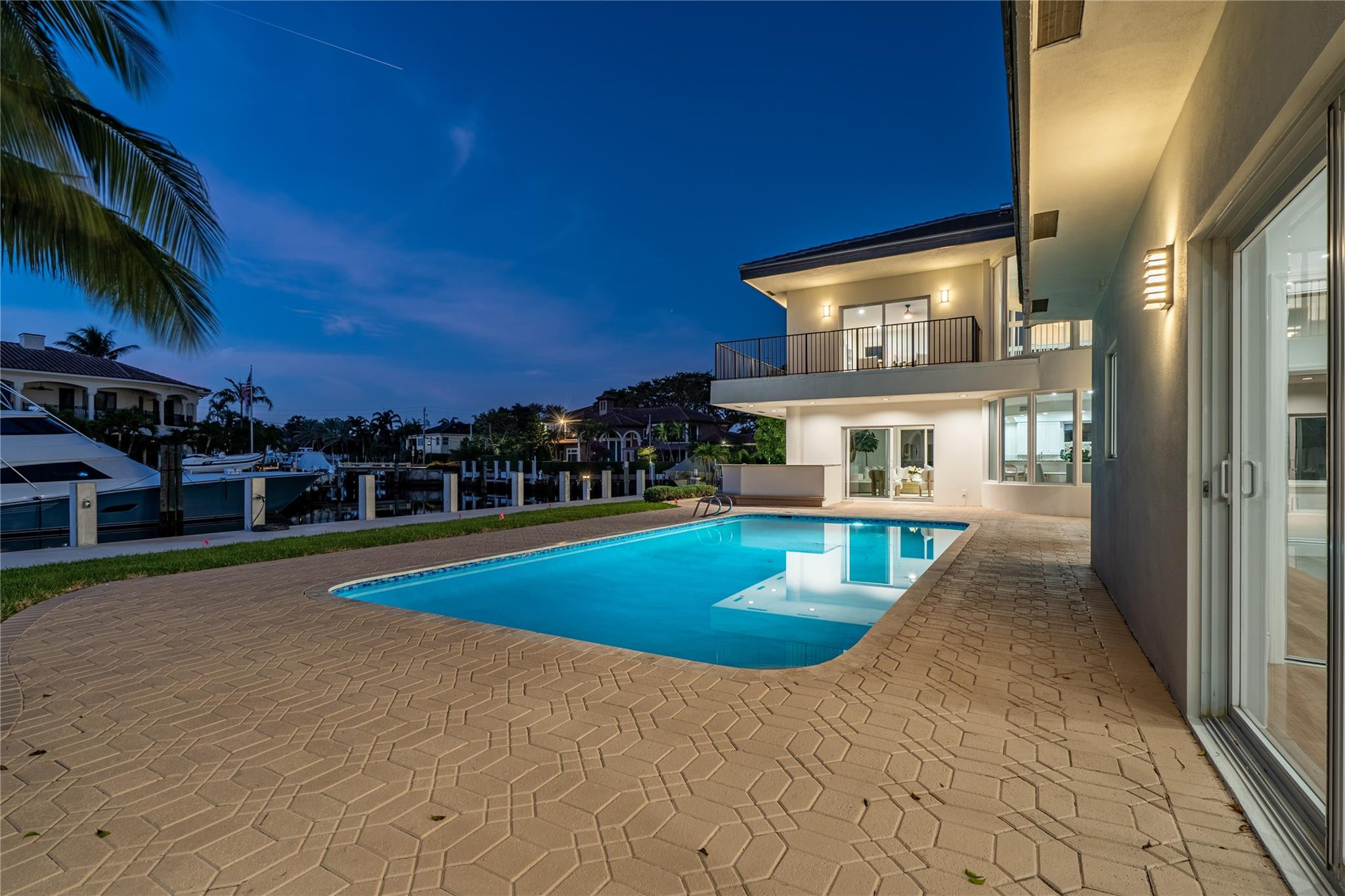 LIGHTHOUSE POINT 6TH SEC - Residential