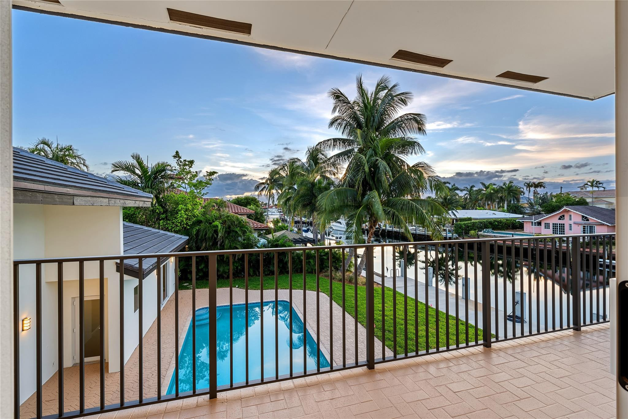 LIGHTHOUSE POINT 6TH SEC - Residential