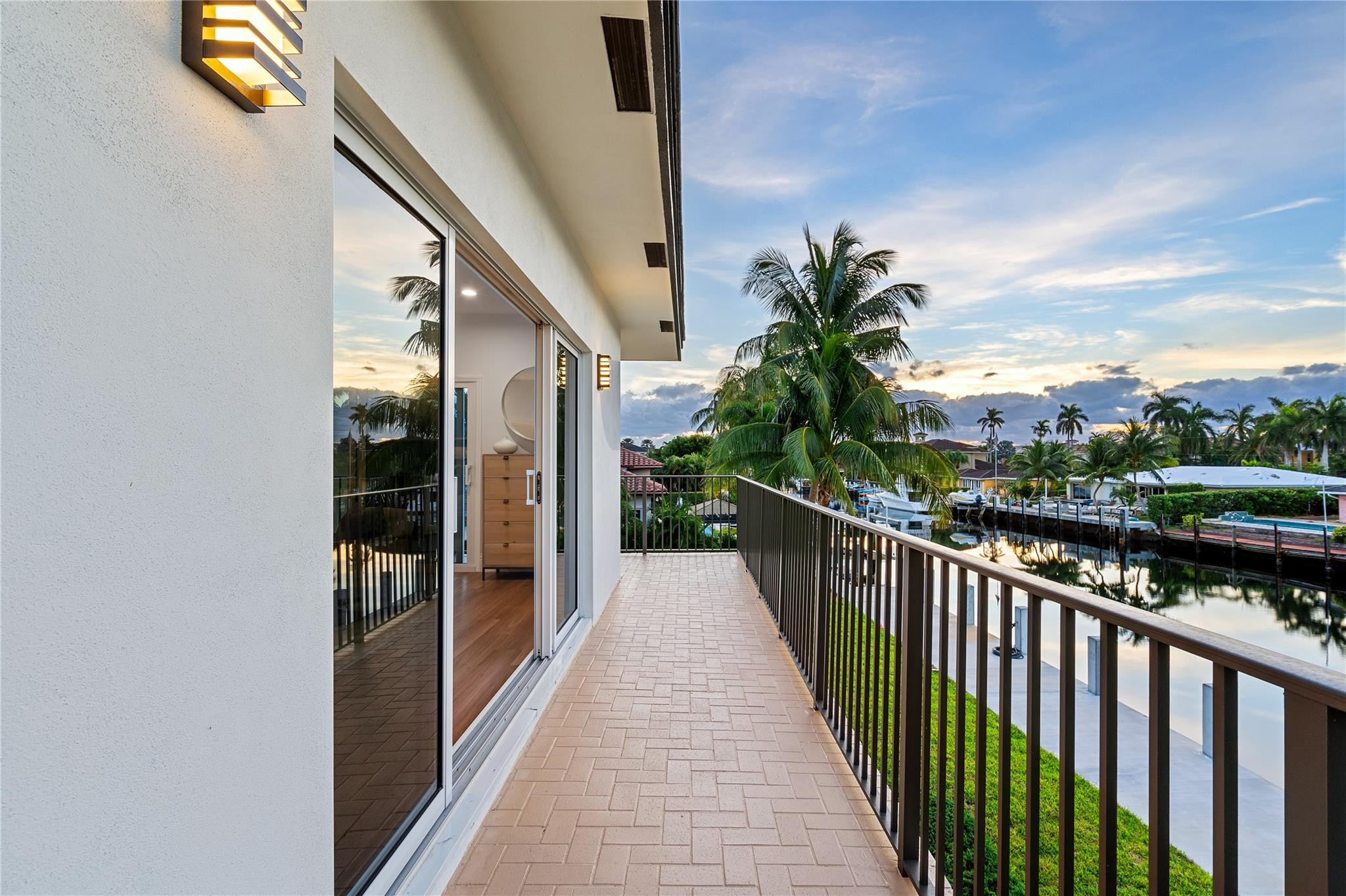 LIGHTHOUSE POINT 6TH SEC - Residential