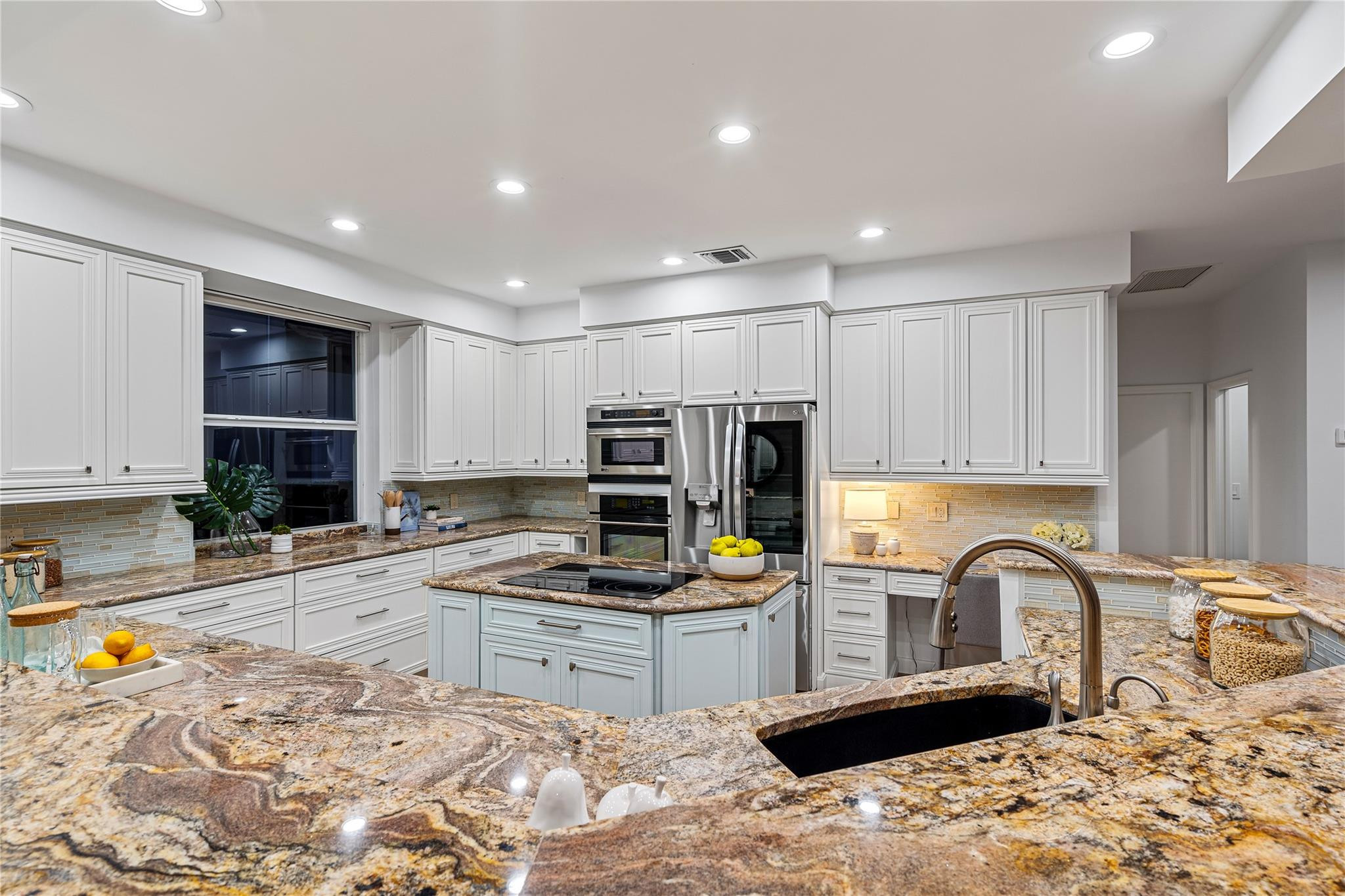 LIGHTHOUSE POINT 6TH SEC - Residential