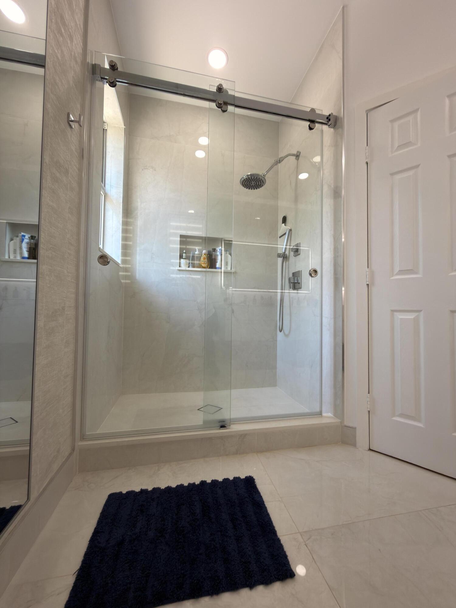 RESERVE AT DORAL EAST - Residential Lease
