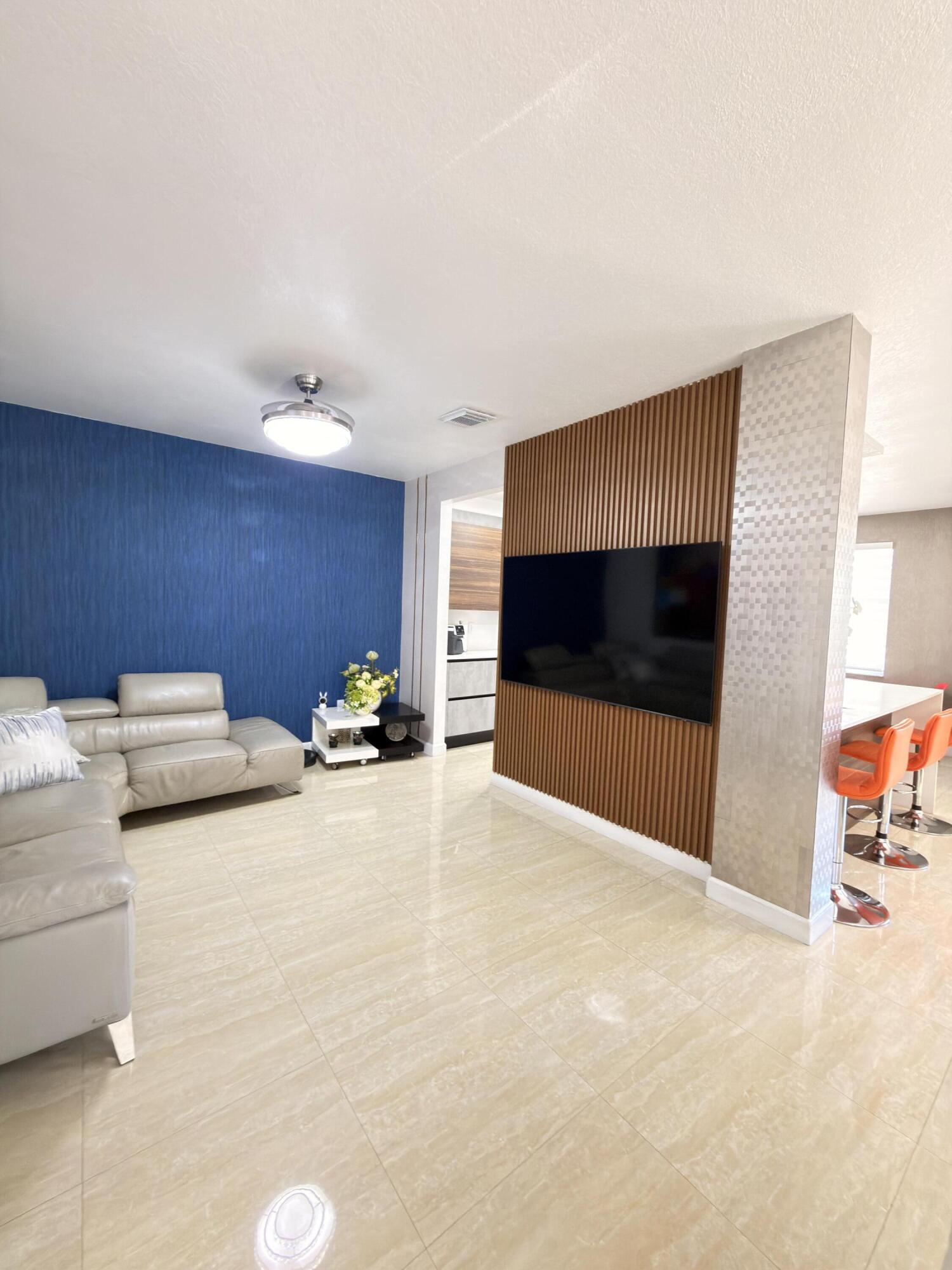 RESERVE AT DORAL EAST - Residential Lease