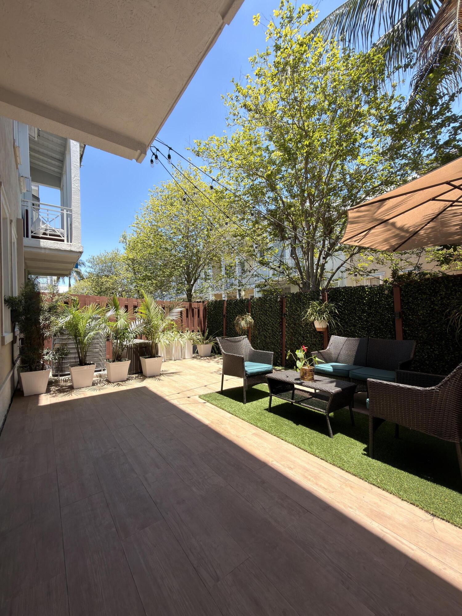 RESERVE AT DORAL EAST - Residential Lease