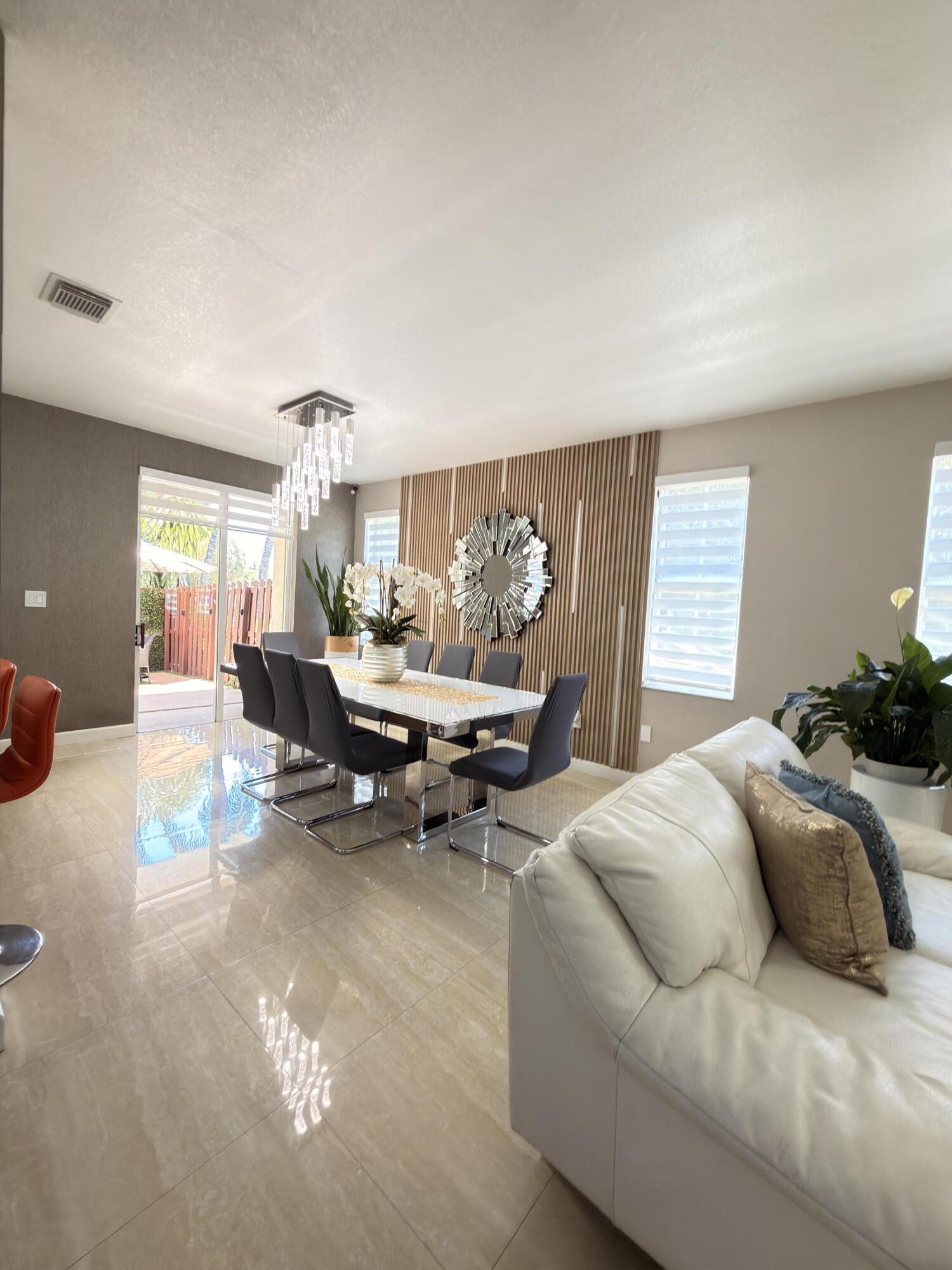 RESERVE AT DORAL EAST - Residential Lease