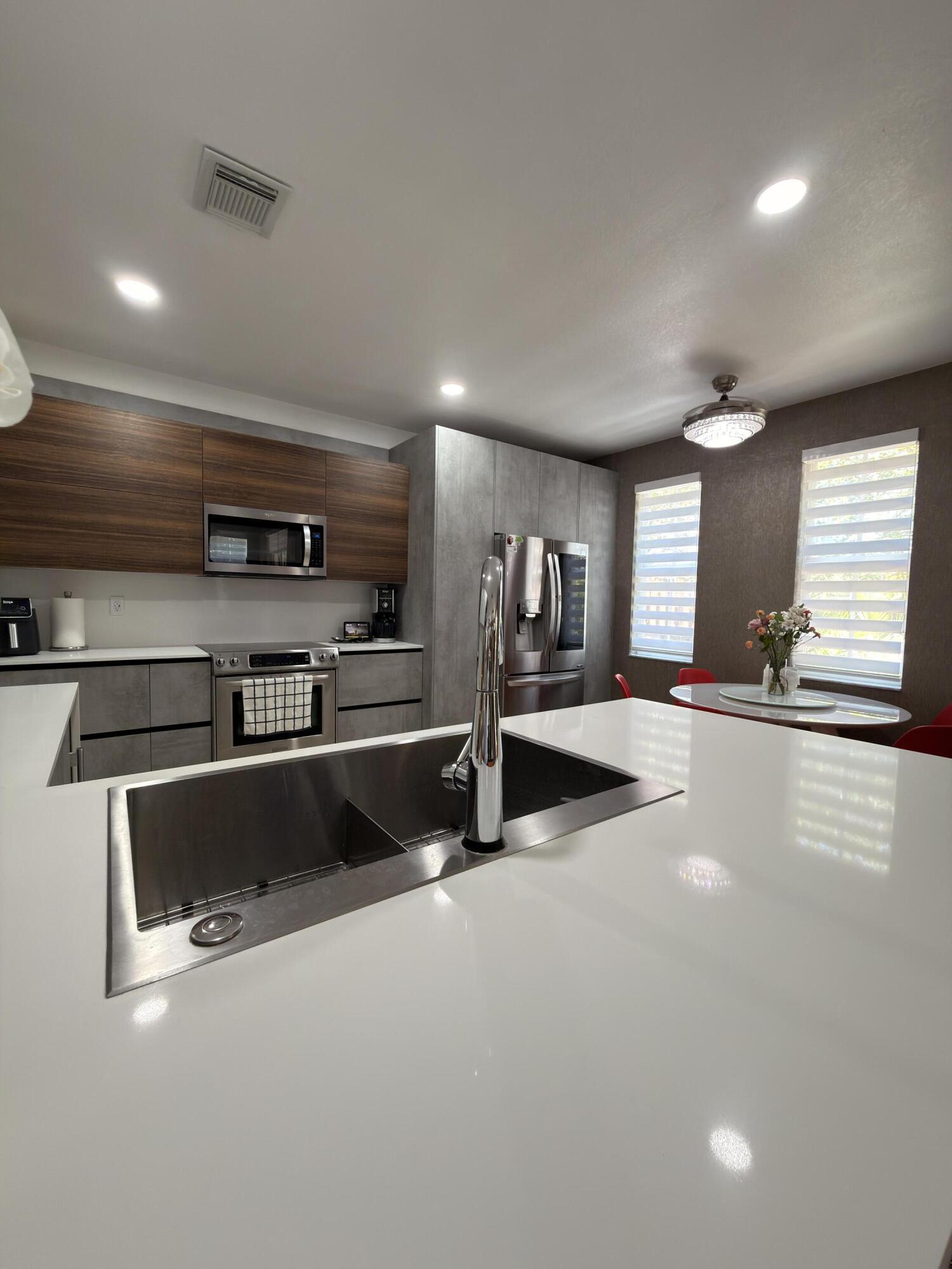 RESERVE AT DORAL EAST - Residential Lease