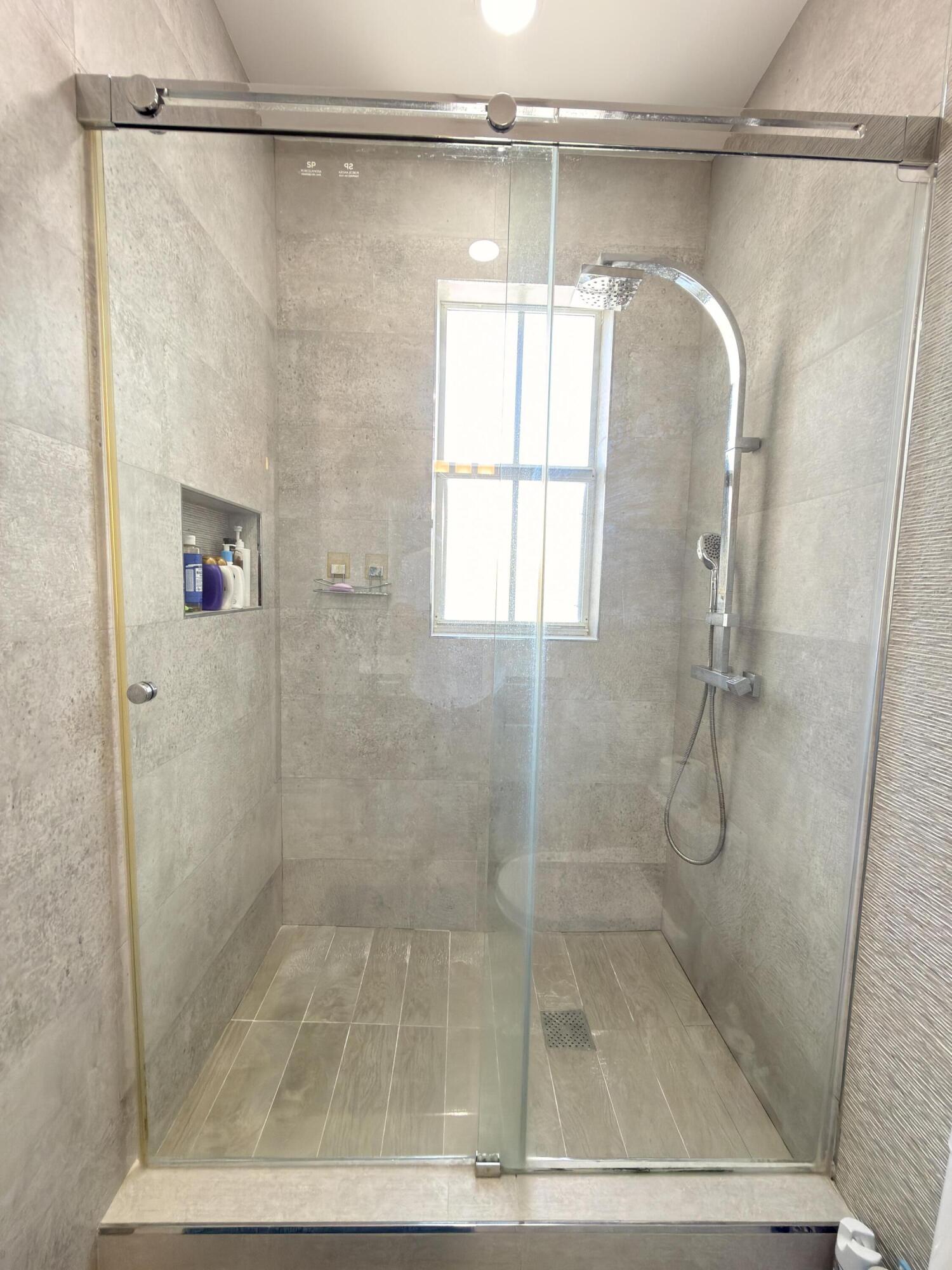 RESERVE AT DORAL EAST - Residential Lease