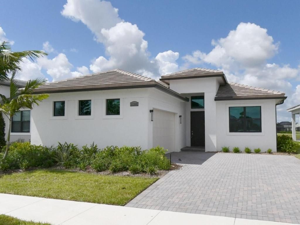 Photo of 11344 SW Pietra Way, Port Saint Lucie, FL 34987 (MLS # R11140417)