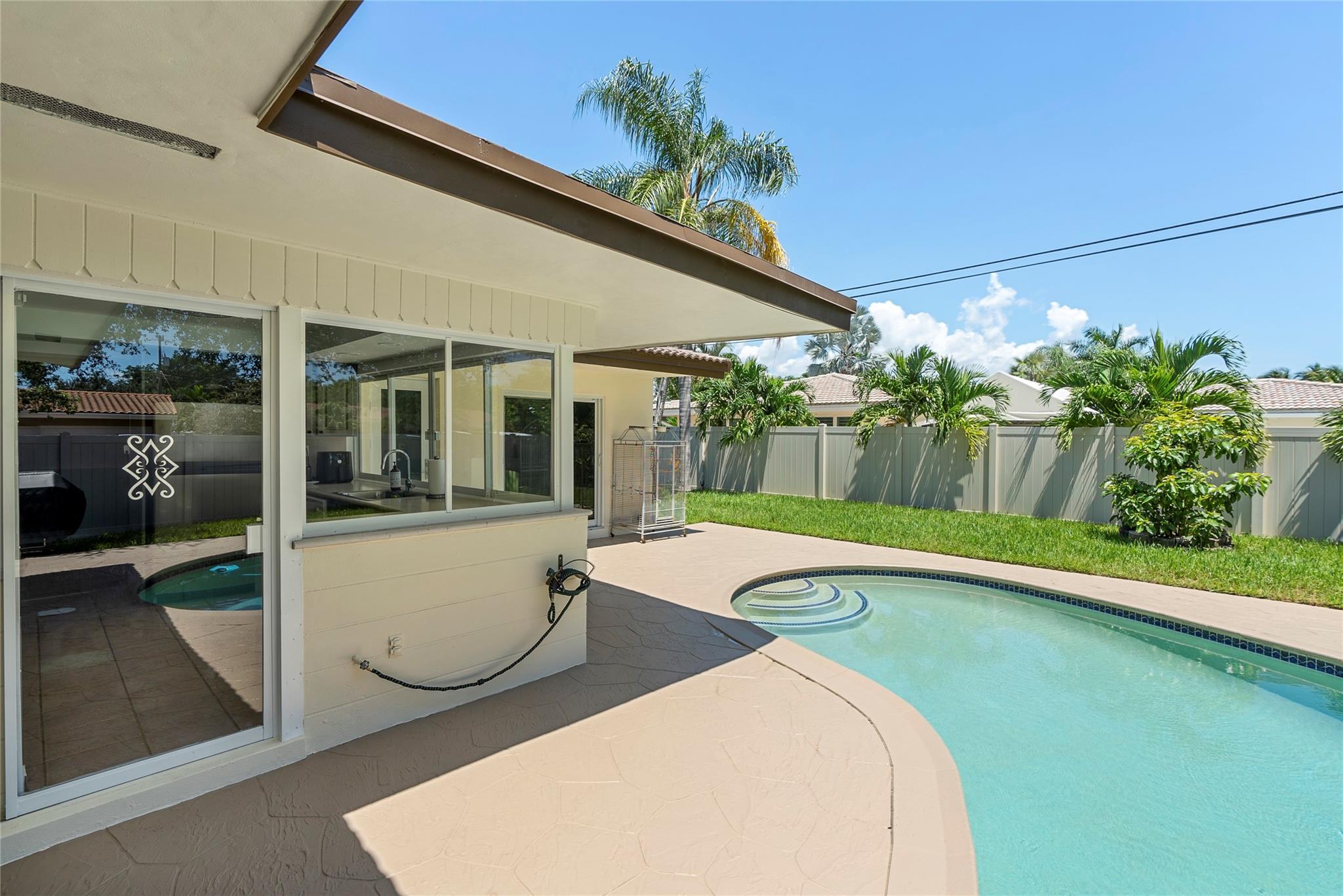 Imperial Point 1 Sec 53-4 - Residential Lease