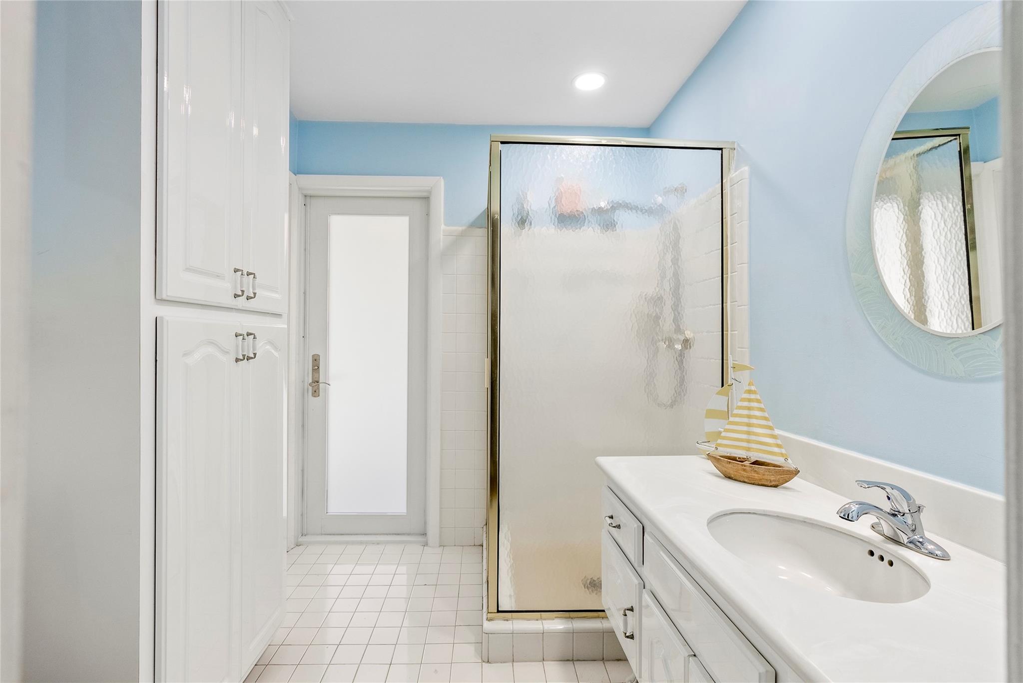 Imperial Point 1 Sec 53-4 - Residential Lease