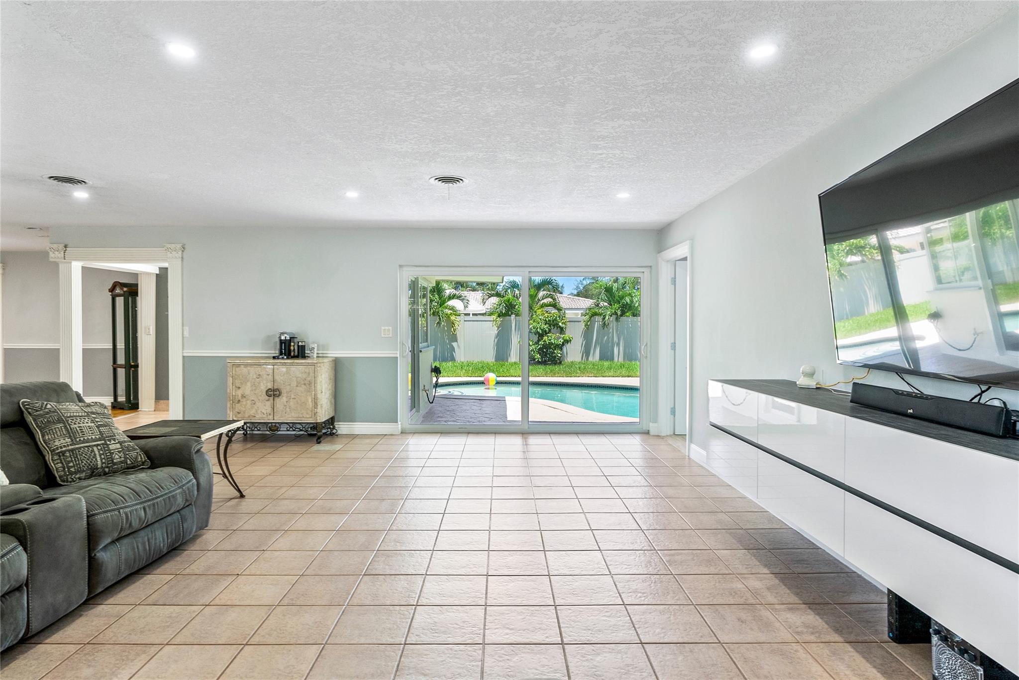 Imperial Point 1 Sec 53-4 - Residential Lease