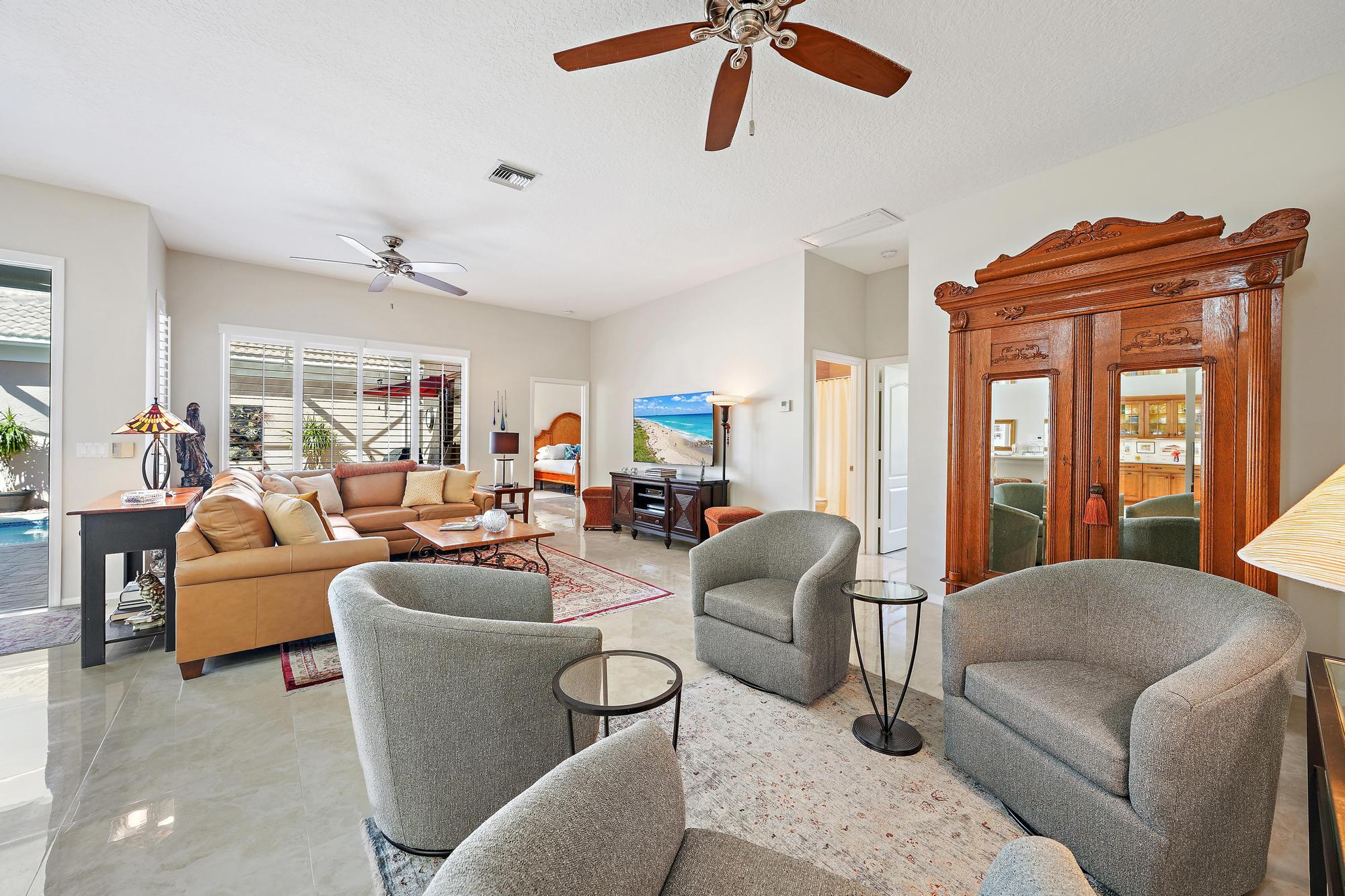 PGA RESORT COMMUNITY OF PRESTON COURTS 2 - Residential