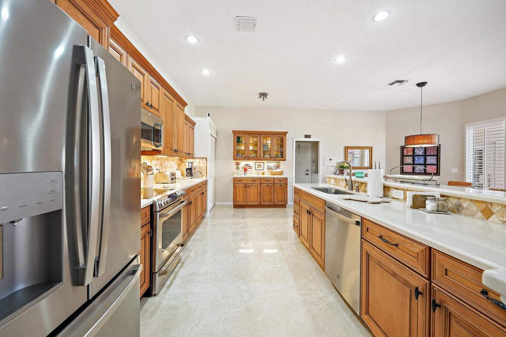 Photo of 220 Woodsmuir Court, Palm Beach Gardens, FL 33418 (MLS # R11166581)