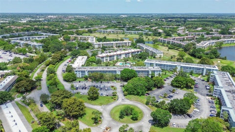 Tiny photo for 2804 Victoria Way #C3, Coconut Creek, FL 33066 (MLS # B26022664)