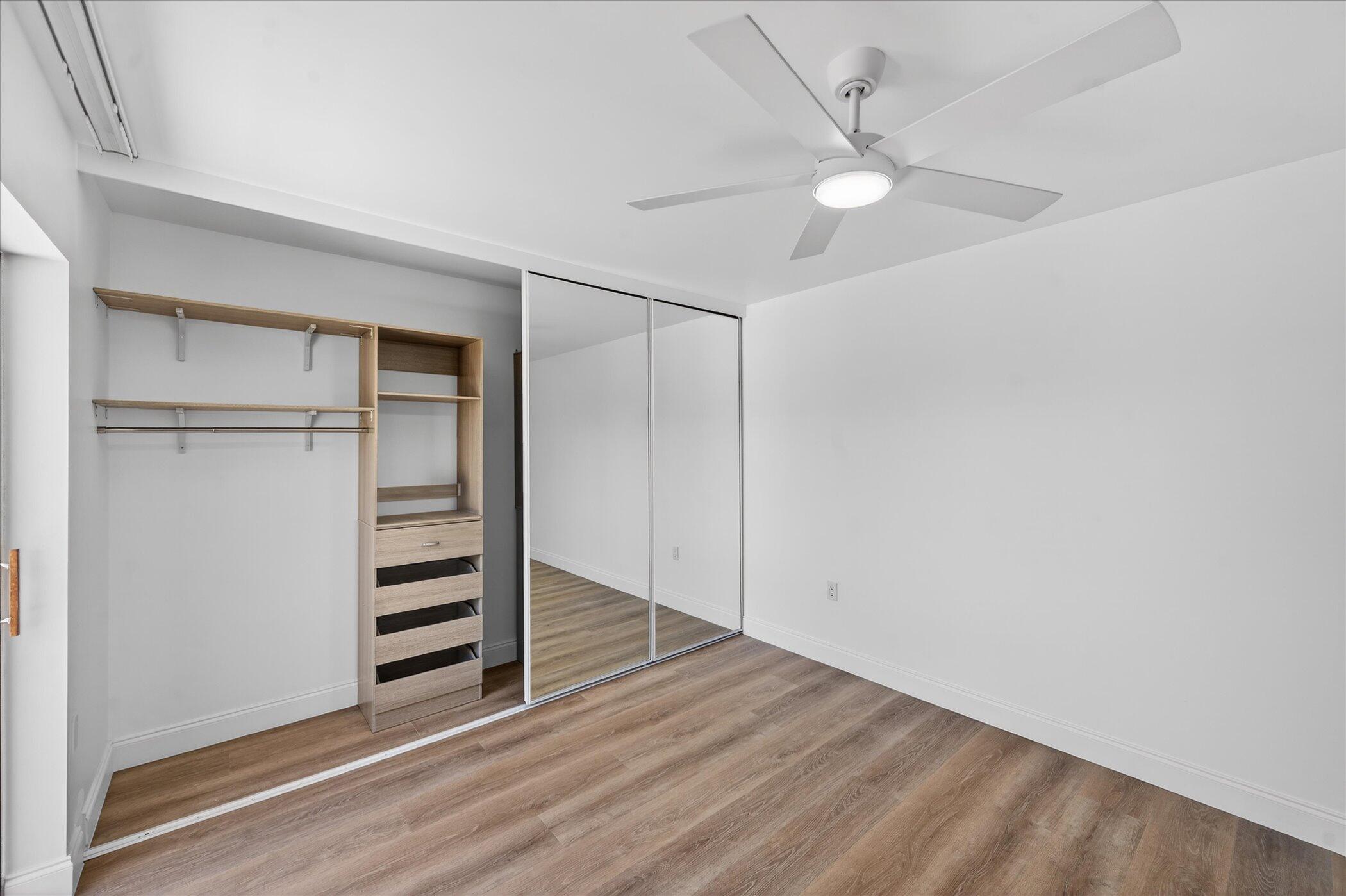 VILLAGE OF SANDALWOOD LAKES 1 - Residential