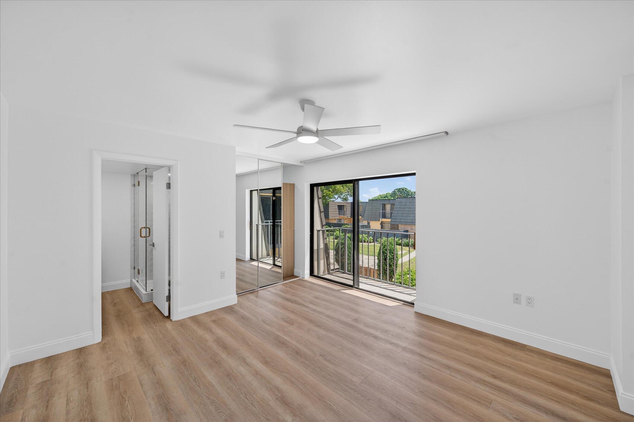 VILLAGE OF SANDALWOOD LAKES 1 - Residential