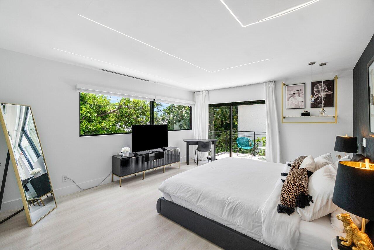 LAUDERDALE BEACH - Residential