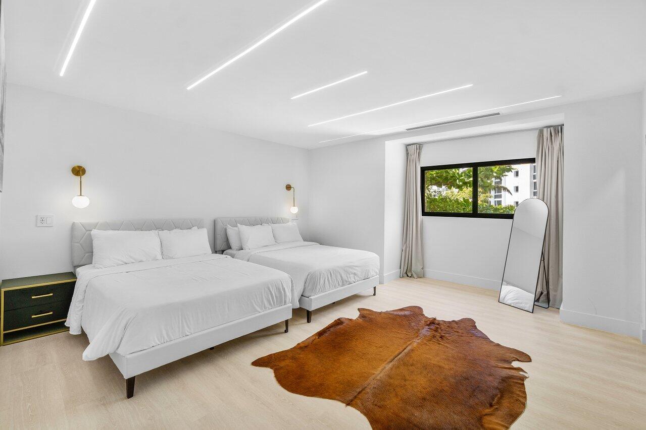 LAUDERDALE BEACH - Residential