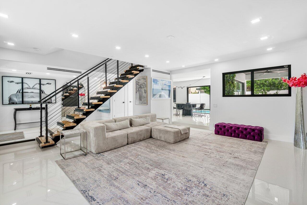 LAUDERDALE BEACH - Residential
