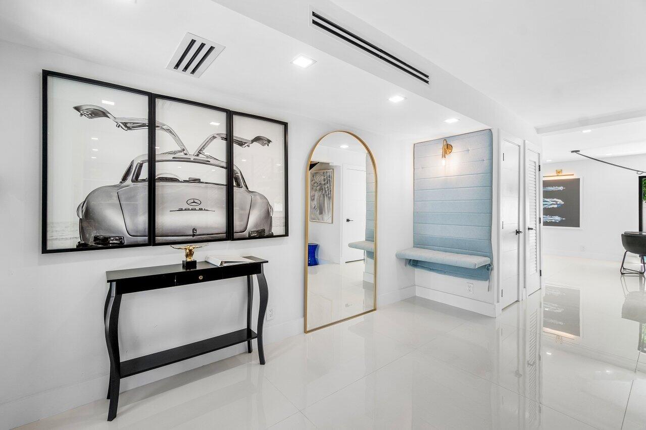 2724 N Ocean Boulevard